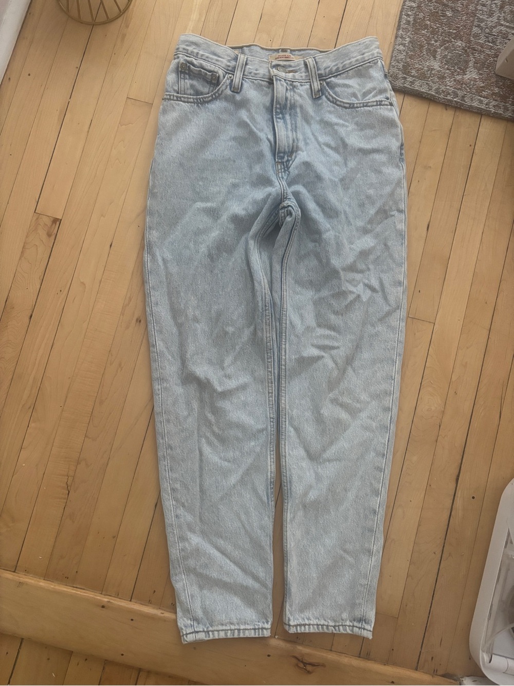 Levi’s High-Rise 80s Mom Light Blue Women's Jeans